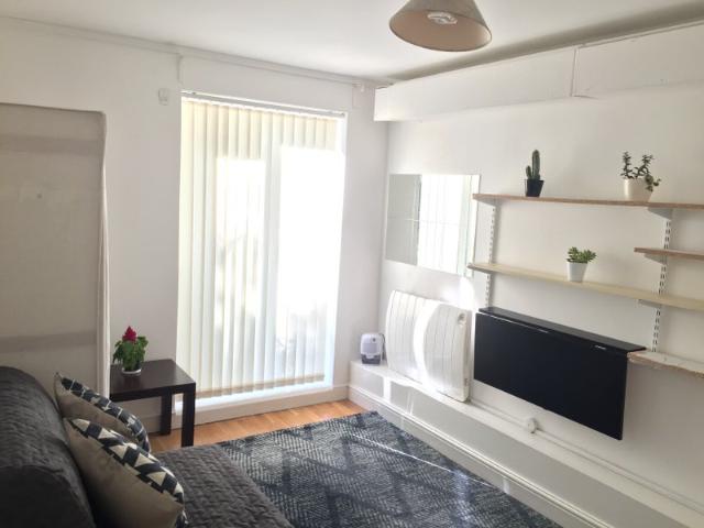 Studio for rent in Kennington, Greater London