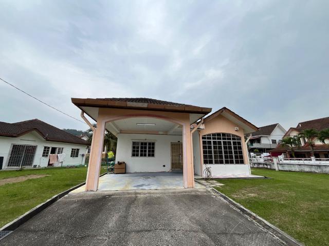 Bungalow for sale in Nilai, Seremban
