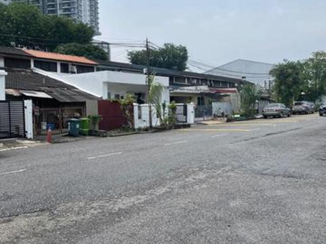 Terraced House for rent in Country Heights Damansara, Kuala Lumpur
