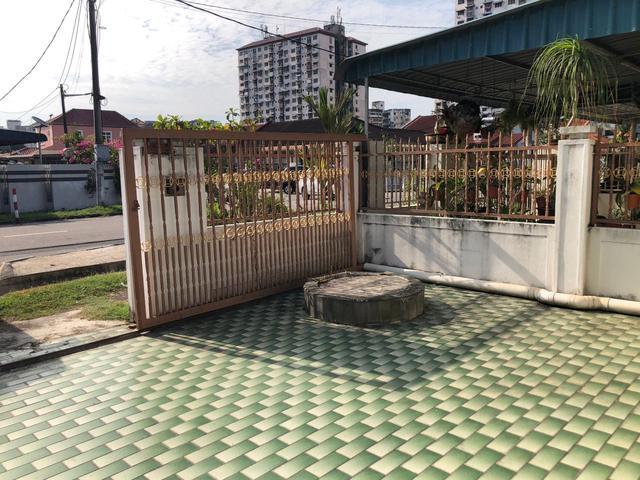 Terraced House for sale in Georgetown, Penang
