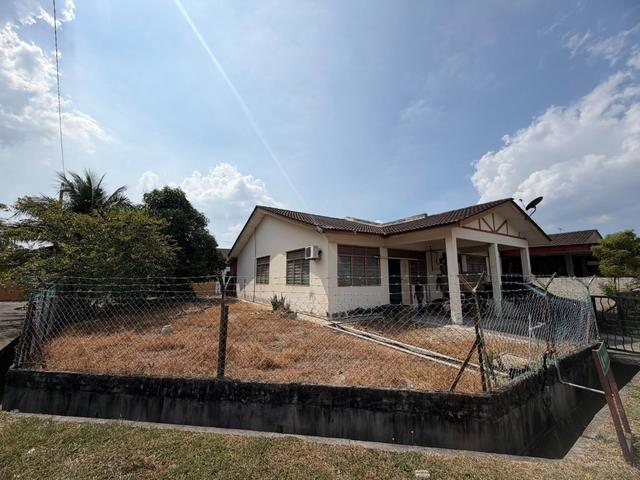 Terraced House for sale in Lunas, Kedah