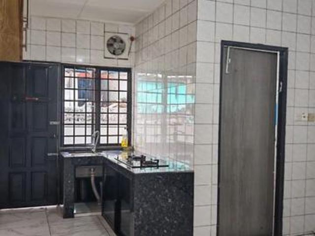 Terraced House for rent in Kuching, Bahagian Kuching