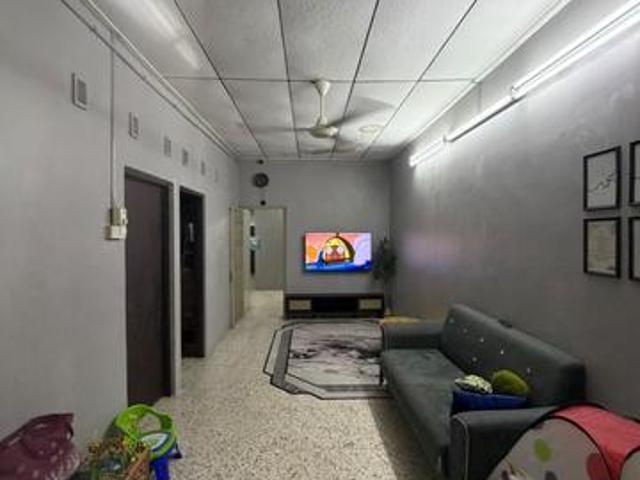 Terraced House for rent in Greenlane Heights, George Town