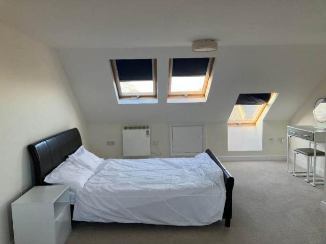 Room for rent in Kings Farm, Hamerton