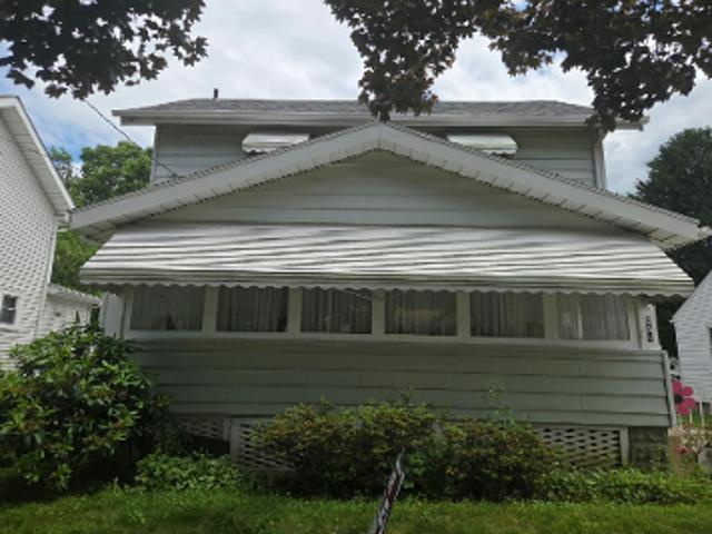 House for sale in Summit, Ohio