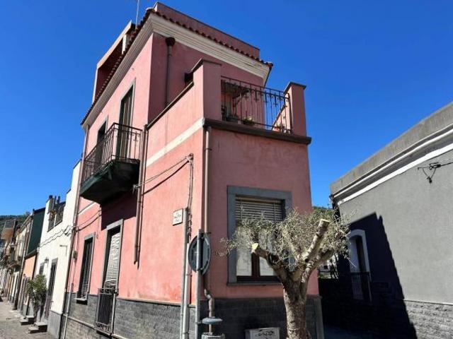 Appartamento in vendita a Acireale, Sicilia