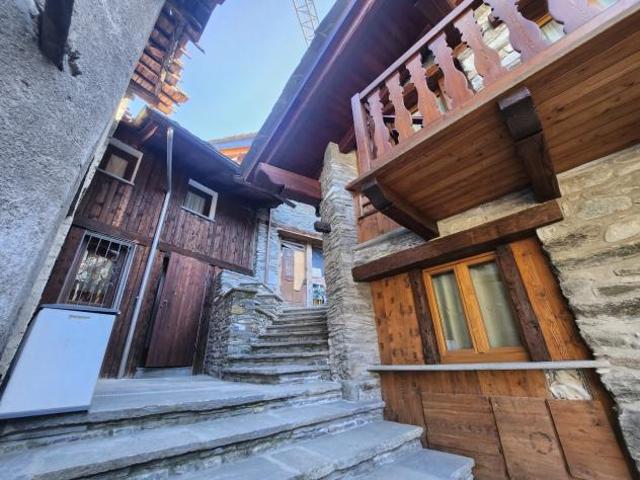 Appartamento in vendita a Arvier, Aosta