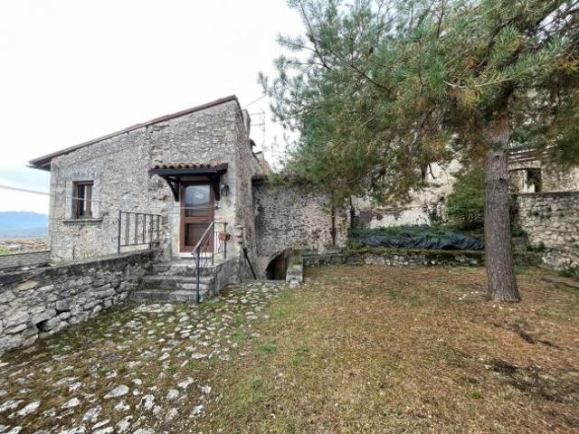 Appartamento in vendita a Navelli, L'Aquila