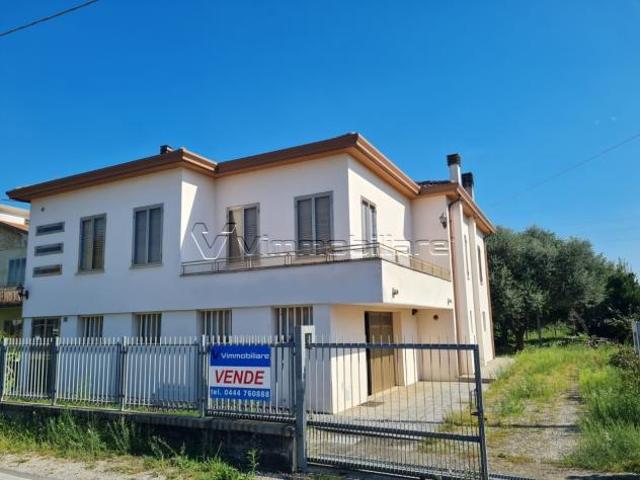 Appartamento in vendita a Ospedaletto Euganeo, Veneto