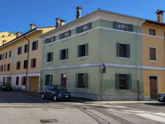 Appartamento in vendita a Palmanova, Friuli-Venezia Giulia