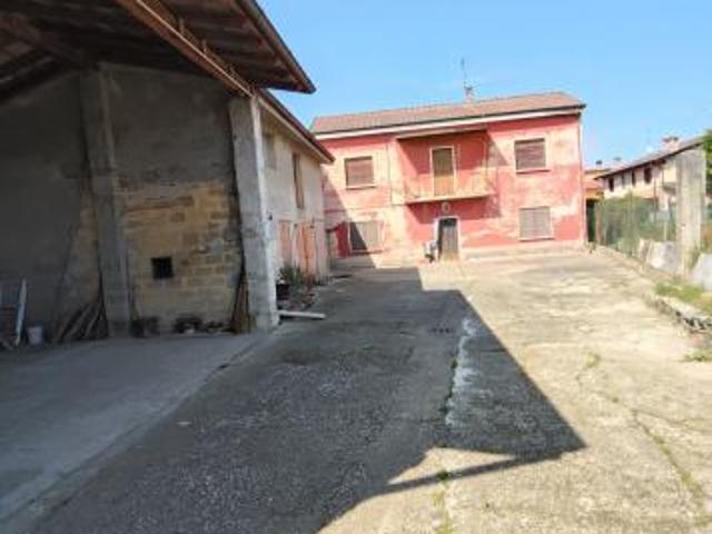 Appartamento in vendita a Pieve Porto Morone, Lombardia