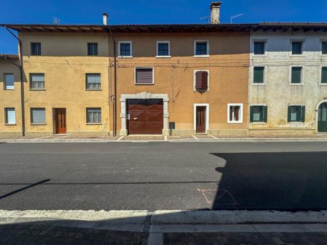Appartamento in vendita a Santa Maria La Longa, Friuli-Venezia Giulia