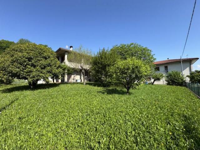 Appartamento in vendita a Trissino, Veneto