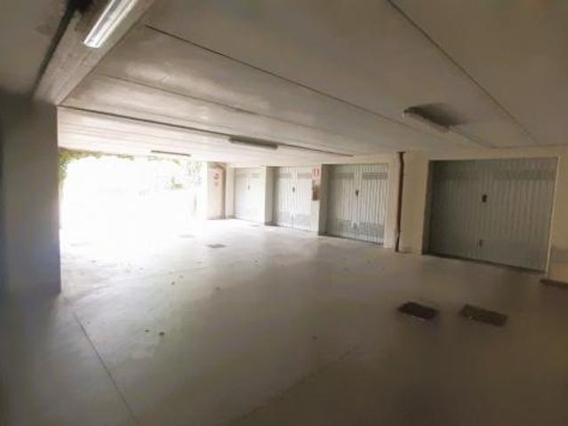 Box in vendita a Cardano Al Campo, Lombardia