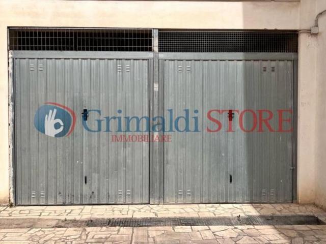 Box in vendita a Puglia, Lecce