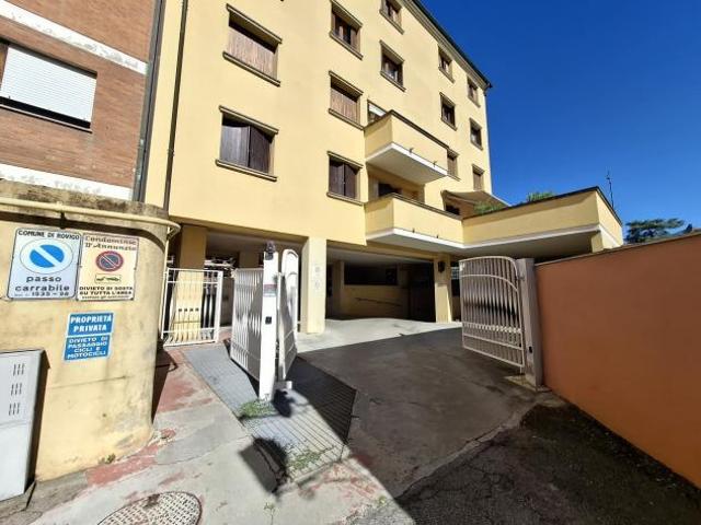 Box in vendita a Commenda, Rovigo