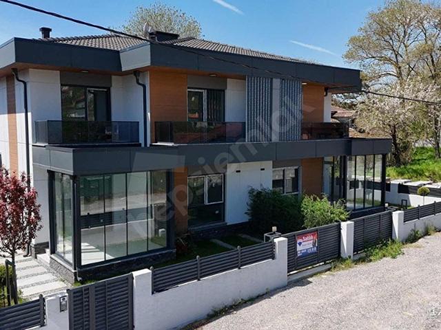 Adapazari, Sakarya içerisinde satılık Villa