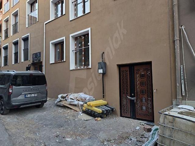 Buca, İzmir içerisinde satılık mülk