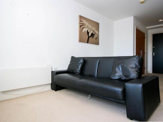 Studio for rent in Ladywood, West Midlands