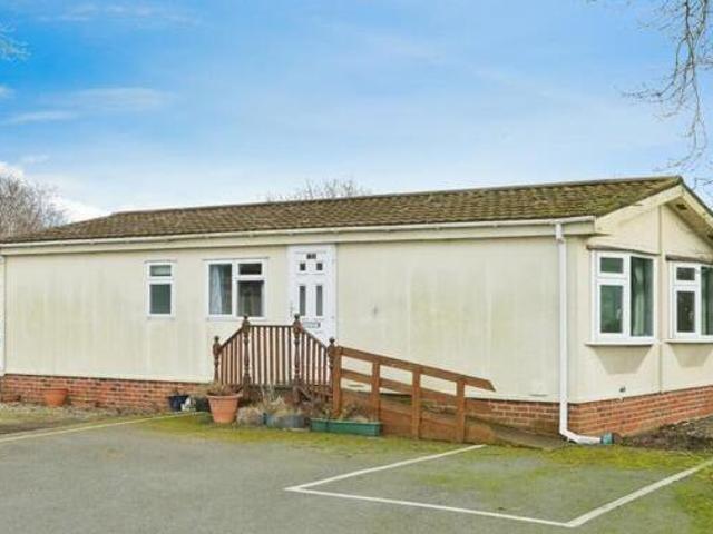House for sale in Coalville, Leicestershire