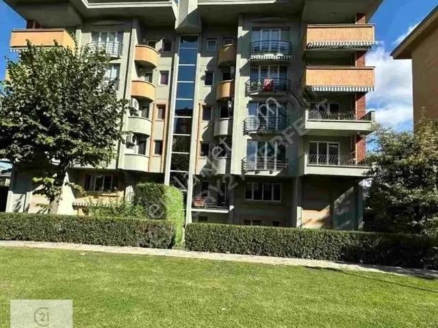 Ümraniye, İstanbul içerisinde satılık mülk