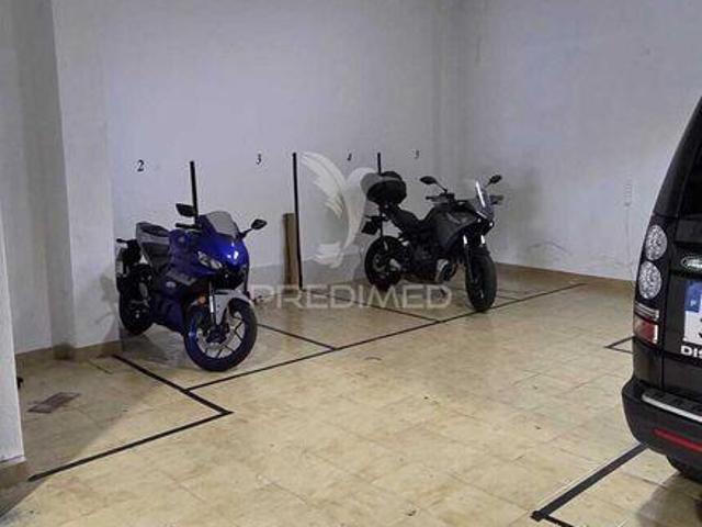 Garagem alugar em Sintra, Lisboa