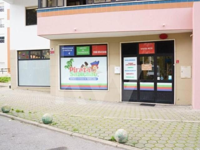 Loja venda em Tapada das Mercês, Sintra