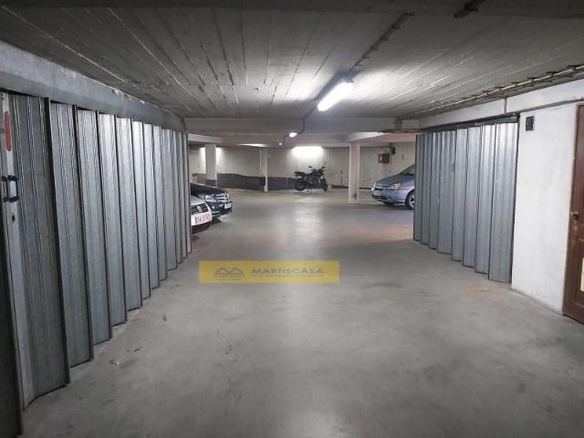 Garagem alugar em Sintra, Lisboa