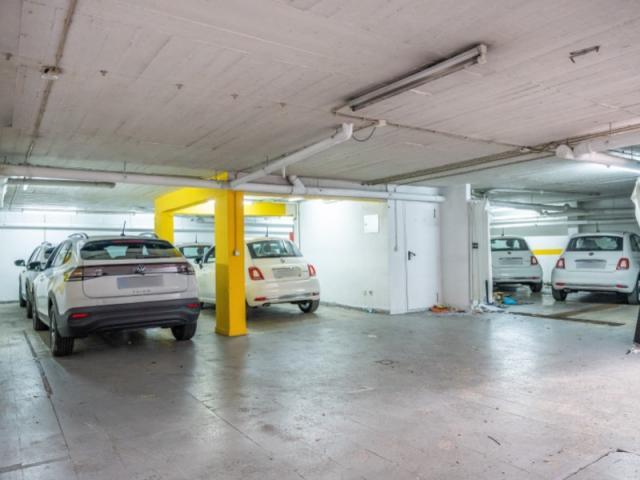 Garagem alugar em Sintra