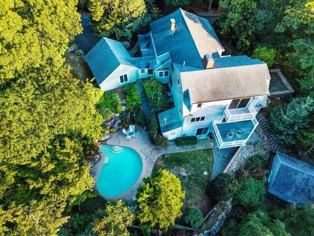 House for sale in Sippewisset, Falmouth