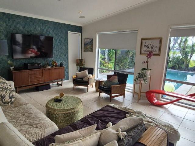 Room for rent in Kings Creek, Queensland
