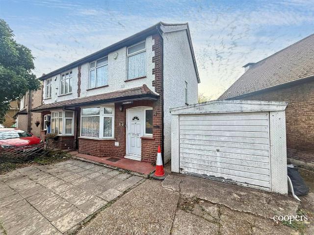 Apartment for rent in London Borough of Hillingdon, Greater London
