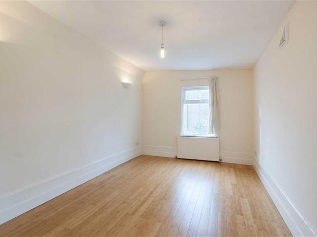 Apartment for rent in London Borough of Hillingdon, Greater London