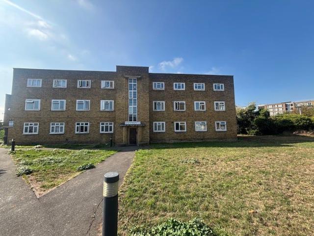 Apartment for rent in London Borough of Ealing, Greater London