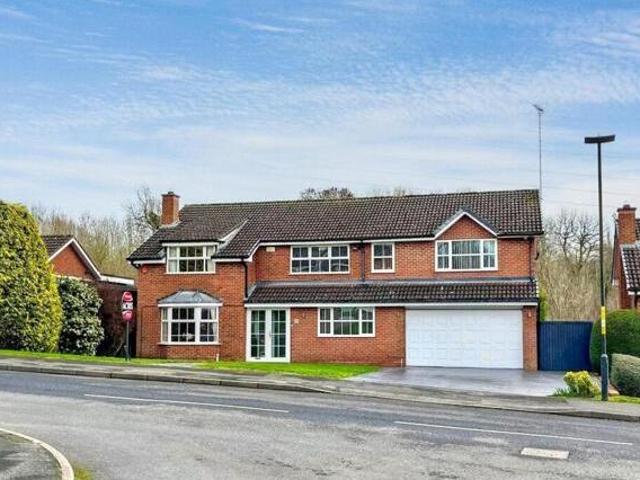 House for sale in Sutton Coldfield, West Midlands