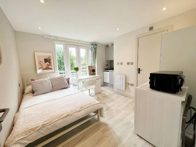 Apartment for rent in Hampton Park, City Of Southampton