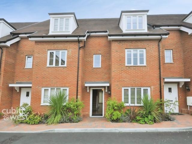 House for rent in Blackwell, Perryfields