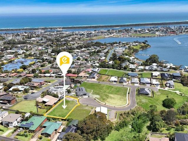 Land for sale in Lakes Entrance, Victoria