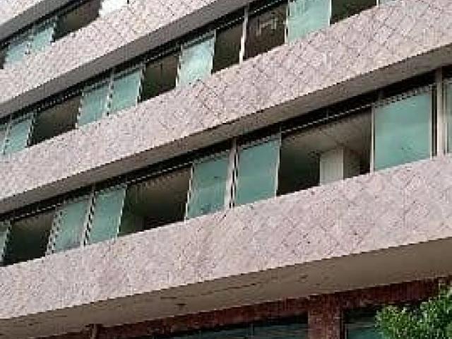 Commercial for rent in Gulshan-e-Iqbal Block 1, کراچی ڈویژن