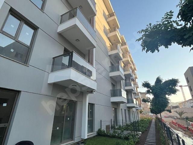 Gaziemir, İzmir içerisinde satılık mülk