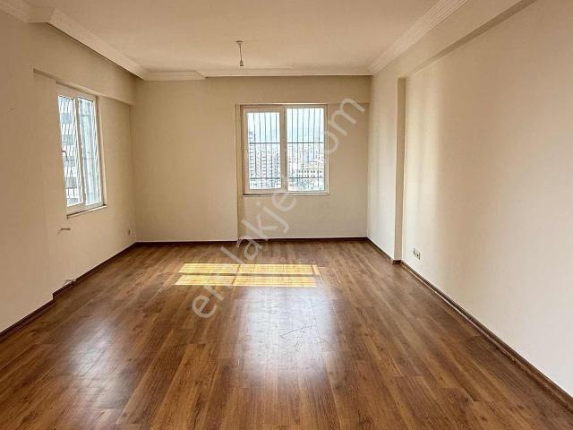 Mersin, Akdeniz içerisinde kiralık mülk