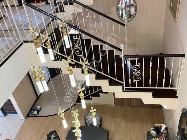 Akçaabat, Trabzon içerisinde satılık Villa
