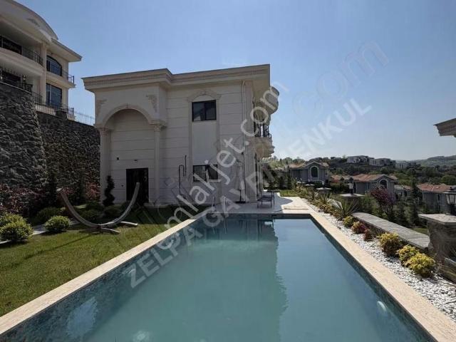 Başiskele, Kocaeli içerisinde satılık Villa