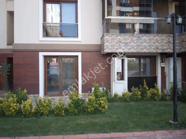 Tire, İzmir içerisinde satılık mülk