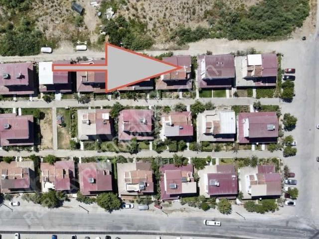 Kuşadasi, Aydin içerisinde satılık Arsa