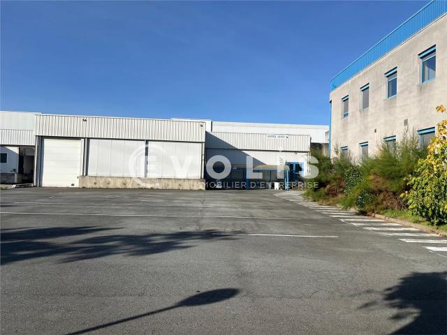 Local Commercial vente à Villefranche-sur-Saône, Rhône