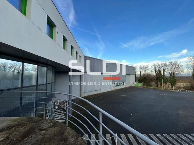 Local Commercial vente à Bourg-en-Bresse, Jassans-riottier