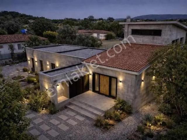 Urla, İzmir içerisinde satılık Villa