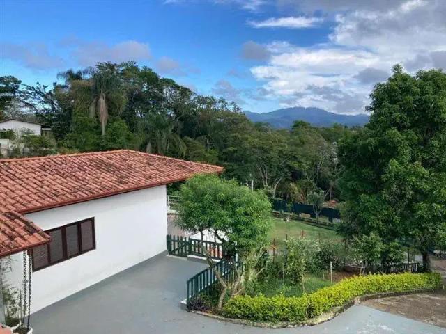 Sítio e chácara aluguel em Arujá