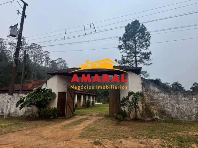 Sítio e chácara aluguel em Araçaúva, Suzano